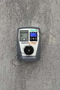 Elektromarketim EMEV 22kW 3 Faz 32A Tip 2 Soketli Elektrikli Araç Şarj İstasyonu